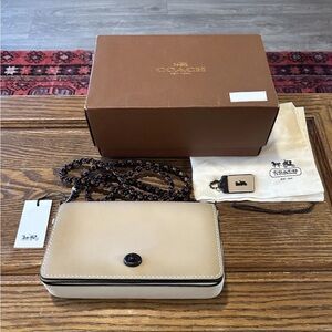 Coach 1941 Dinky 56263 Beechwood Chalk Crossbody NWT Box Glove tanned